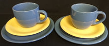 Lade das Bild in den Galerie-Viewer, KAFFEETASSE &quot;Scandia&quot; - Porzellan, Einfärbiges Modernes Motiv Dekor (Blau)
