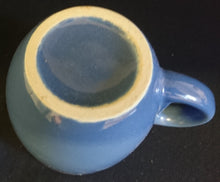 Lade das Bild in den Galerie-Viewer, KAFFEETASSE &quot;Scandia&quot; - Porzellan, Einfärbiges Modernes Motiv Dekor (Blau)
