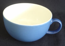 Lade das Bild in den Galerie-Viewer, 2er Set KAFFEETASSEN "Ingres Weiss" - Porzellan, Klassisches Zweifärbiges Motiv Dekor (Grünes Markenzeichen)
