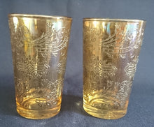 Lade das Bild in den Galerie-Viewer, KORN~ GETRÄNKEGLAS - Hartglas, Perlmut Ornamente Symbole Abstrakt Motiv Dekor
