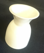 Lade das Bild in den Galerie-Viewer, 2er Set EIERBECHER - Porzellan, Gastronomisches Einfärbiges Motiv Dekor
