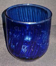 Lade das Bild in den Galerie-Viewer, GETRÄNKEGLAS - Hartglas, Blaues Transparentes Einfärbiges Motiv Dekor
