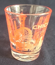 Lade das Bild in den Galerie-Viewer, 4er Set SHOT KURZE SCHNAPS- GETRÄNKEGLÄSER - Hartglas, USA Chicago City Metropole Stadt Aufschrift Motiv Dekor
