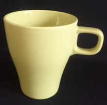 Lade das Bild in den Galerie-Viewer, KAFFEETASSE - Porzellan, Moderne Einfärbige Form Motiv Dekor
