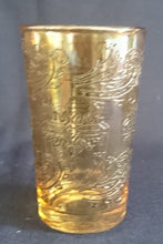 Lade das Bild in den Galerie-Viewer, KORN~ GETRÄNKEGLAS - Hartglas, Perlmut Ornamente Symbole Abstrakt Motiv Dekor
