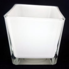 Lade das Bild in den Galerie-Viewer, TEELICHT KERZENHALTER - Press- / Hartglas,  Quadratische Würfel Form Motiv Dekor (G)
