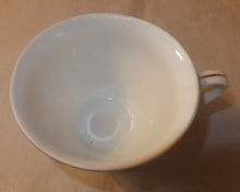 Lade das Bild in den Galerie-Viewer, 17 Teiliges Mocca Kaffeeservice - Porzellan, Goldrand Vergiss mein Nicht Blumenblüten Flora Pflanzen Gewölbter Relief Motiv Dekor
