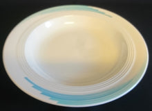 Lade das Bild in den Galerie-Viewer, SUPPENTELLER - Porzellan, "Friesland" - Porzellan, Abstraktes Geometrisches Linien Dekor
