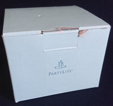 Lade das Bild in den Galerie-Viewer, TEELICHTHALTER - Hartglas, Flora Blumenblüten Blatt Blätter Pflanzen Motiv Dekor (nBC)
