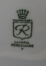 Lade das Bild in den Galerie-Viewer, 5er Set TEEKANNE &amp; MILCHKÄNNCHEN &amp; ZUCKERDOSE + DECKEL - Porzellan, Flora Weinblatt Blätter Pflanzen Ranken Motiv Dekor
