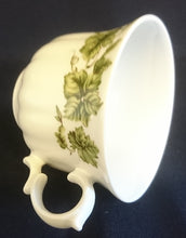 Lade das Bild in den Galerie-Viewer, 2er Set 2er TEEGEDECKE - Porzellan, Flora Weinblatt Blätter Pflanzen Ranken Motiv Dekor
