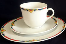 Lade das Bild in den Galerie-Viewer, 2er Set 2er Kaffeegedeck - Porzellan, Abstrakt Geometrisches Dreieck Karo Motiv Dekor
