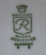 Lade das Bild in den Galerie-Viewer, Dreiteiliges Kaffeeservice aus Porzellan mit Goldrand, gewölbtem Design, Fächer- und Linienrelief, Dekor von Retsch &amp; Co.
