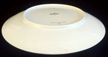 Lade das Bild in den Galerie-Viewer, 2er Set DESSERTTELLER - Porzellan, Goldrand Klassisch Motiv Dekor
