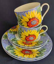 Lade das Bild in den Galerie-Viewer, 2er Set KAFFEETASSEN - Porzellan, Flora Sommer Sonnenblumen Blüten Motiv Dekor
