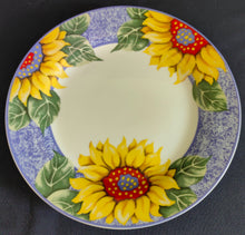 Lade das Bild in den Galerie-Viewer, DESSERTTELLER - Porzellan, Flora Sommer Sonnenblumen Blüten Motiv Dekor
