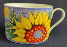 Lade das Bild in den Galerie-Viewer, 3er KAFFEEGEDECK - Porzellan, Flora Sommer Sonnenblumen Blüten Motiv Dekor
