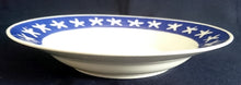 Lade das Bild in den Galerie-Viewer, SUPPENTELLER - Porzellan, Breiter Rand Seesterne Motiv Dekor
