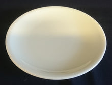 Lade das Bild in den Galerie-Viewer, 2er Set DESSERTTELLER - Porzellan, Einfärbiges Gastronomisches Motiv Dekor
