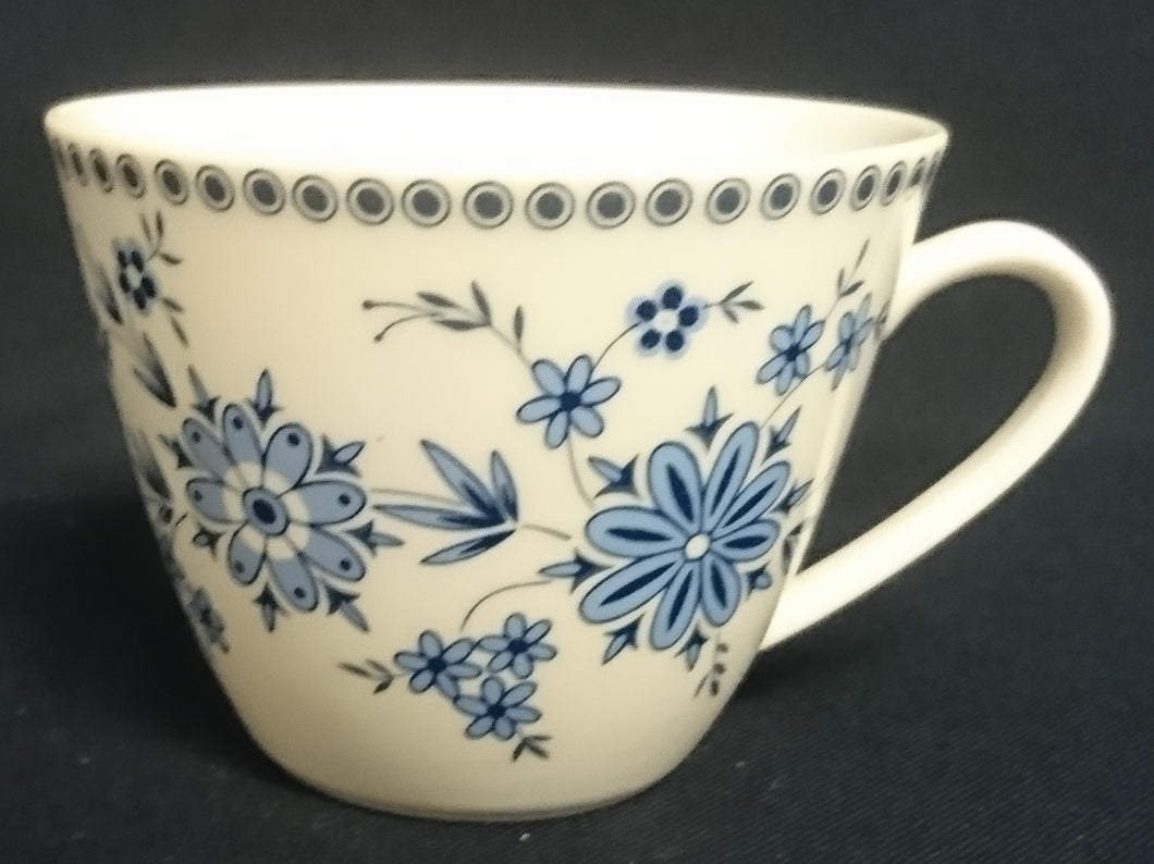 KAFFEETASSE - Porzellan, Punkte Kreise Rand Flora Blüten Pflanzen Blatt Blätter Motiv Dekor