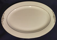 Lade das Bild in den Galerie-Viewer, BEILAGEN~ SERVIERPLATTE - Porzellan, Abstrakt Geometrisch Zeichen Symbole Linien Rand Motiv Dekor
