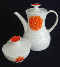 Lade das Bild in den Galerie-Viewer, 4er Set KAFFEEKANNE MIT DECKEL &amp; ZUCKERDOSE MIT DECKEL - Porzellan, Flora Abstrakt Blumenblüten Pflanzen Motiv Dekor
