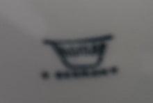 Lade das Bild in den Galerie-Viewer, 4er Set KAFFEEKANNE MIT DECKEL &amp; ZUCKERDOSE MIT DECKEL - Porzellan, Flora Abstrakt Blumenblüten Pflanzen Motiv Dekor
