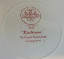 Lade das Bild in den Galerie-Viewer, TORTEN~ SERVIERPLATTE "Rusticana" - Keramik / Steingut, Flora Blumenblüten Bauernhof Felder Menschen Landwirtschaft Relief Motiv Dekor
