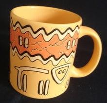 Lade das Bild in den Galerie-Viewer, KAFFEETASSE ~POTT &quot;Pasiega&quot; - Keramik / Steingut, Abstrakt Geometrische Zeichen Spirale Linien Motiv Dekor (BC)
