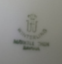 Lade das Bild in den Galerie-Viewer, KAFFEEKANNE MIT DECKEL - Porzellan, Flora Rosen Blumen Blüten Pflanze Blatt Blätter Motiv Dekor
