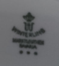 Lade das Bild in den Galerie-Viewer, UNTERTASSE - Porzellan, Flora Blumenblüten Pflanzen Blatt Blätter Motiv Dekor
