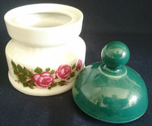 Lade das Bild in den Galerie-Viewer, 5er Set KAFFEEKANNE MIT DECKEL &amp; MILCHKÄNNCHEN &amp; ZUCKERDOSE MIT DECKEL - Porzellan, Flora Rosenblumen Blüten Strauß Motiv Dekor
