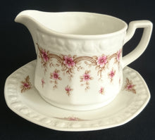 Lade das Bild in den Galerie-Viewer, 2er Set SAUCIER &amp; UNTERTELLER - Porzellan, Flora Blumenblüten Pflanzen Relief Motiv Dekor
