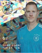 Lade das Bild in den Galerie-Viewer, Glitzer STICKER FIFA WELTMEISTERSCHAFT 2022 in QATAR (KATAR) - Verschiedene Sticker / Karten (GnoE)
