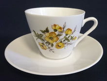 Lade das Bild in den Galerie-Viewer, KAFFEETASSE - Porzellan, Pflanzen Blumen Blüten Motiv Dekor
