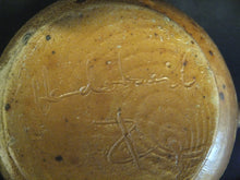 Lade das Bild in den Galerie-Viewer, TEEKANNE MIT DECKEL - Keramik / Steingut, Gesprenkeltes Dekor, Handarbeit
