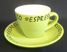 Lade das Bild in den Galerie-Viewer, 2er ESPRESSOGEDECK - Keramik / Steingut, Grün, Schwarze Aufschrift &quot;Espresso&quot; Dekor
