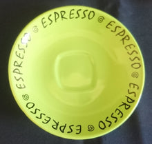 Lade das Bild in den Galerie-Viewer, 2er ESPRESSOGEDECK - Keramik / Steingut, Grün, Schwarze Aufschrift &quot;Espresso&quot; Dekor
