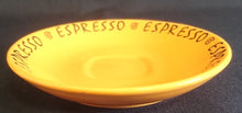 Lade das Bild in den Galerie-Viewer, UNTERTASSE - Keramik / Steingut, Orange, Schwarze Aufschrift &quot;Espresso&quot; Dekor
