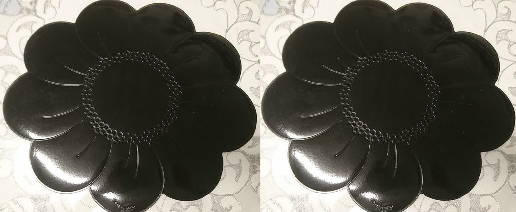 2er Set GROßE SCHWARZE PLATZDECKCHEN, Kunststoff / Plastik, Blumenblüten Form Motiv Einkerbungen Dekor (G)