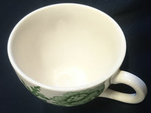 Lade das Bild in den Galerie-Viewer, KAFFEETASSE &quot;Staffordshire&quot; (Limited) - Keramik / Steingut, Indian Tree Style Unterglasur Dekor
