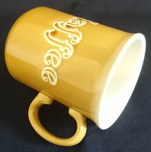 Lade das Bild in den Galerie-Viewer, KAFFEETASSE - Keramik / Steingut, Schriftzug &quot;Kaffee&quot; Dekor
