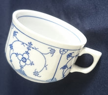 Lade das Bild in den Galerie-Viewer, KAFFEETASSE - Porzellan, Klassisch Style, Indisch Blau Strohblume Dekor
