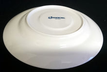 Lade das Bild in den Galerie-Viewer, 2er Set UNTERTASSEN "Friesland Atlantis" - Porzellan, Goldrand Abstrakt Muschel Fisch Schuppen Relief Dekor
