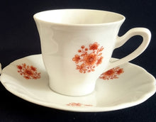 Lade das Bild in den Galerie-Viewer, 2er ESPRESSO GEDECK - Porzellan, Blumenstrauß Pflanzen Blüten Gewölbter Relief Rand Dekor
