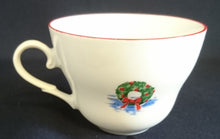 Lade das Bild in den Galerie-Viewer, 3er TEEGEDECK - Porzellan, Haus Junge Hund Linien Randdekor
