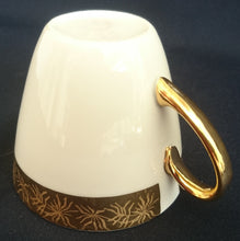 Lade das Bild in den Galerie-Viewer, 2er Set 2er KAFFEEGEDECKE - Porzellan, Goldrand Breit Abstrakt Geometrisch Pflanzen Flora Motiv Dekor
