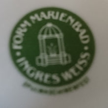 Lade das Bild in den Galerie-Viewer, 2er Set KAFFEETASSEN "Ingres Weiss" - Porzellan, Indisch Blau Strohblume Motiv Dekor (Grüner Markenstempel)
