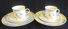 Lade das Bild in den Galerie-Viewer, DESSERTTELLER "Porcelain Collection" - Porzellan, Ländliches Gänse Schleifen Motiv Dekor
