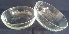 Lade das Bild in den Galerie-Viewer, 2er Set DESSERTSCHALEN - Hartglas, Klares Design Dekor
